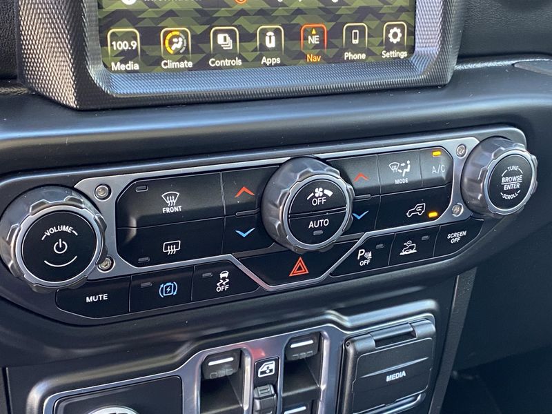 2022 Jeep Wrangler 4xE Unlimited Sahara 4xeImage 23
