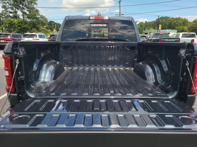 2025 RAM 1500 Big Horn Crew Cab 4x4 5