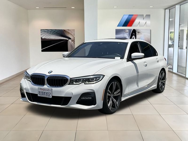 2021 BMW 3 Series 330iImage 4