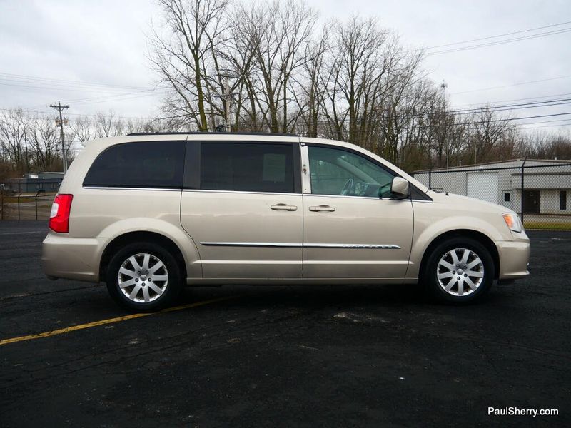 Used 2014 Chrysler Town & Country Touring