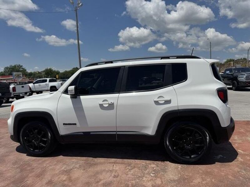 Used 2020 Jeep Renegade AltitudeImage 9