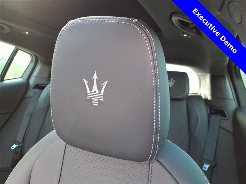 New 2025 Maserati Grecale ModenaImage 17