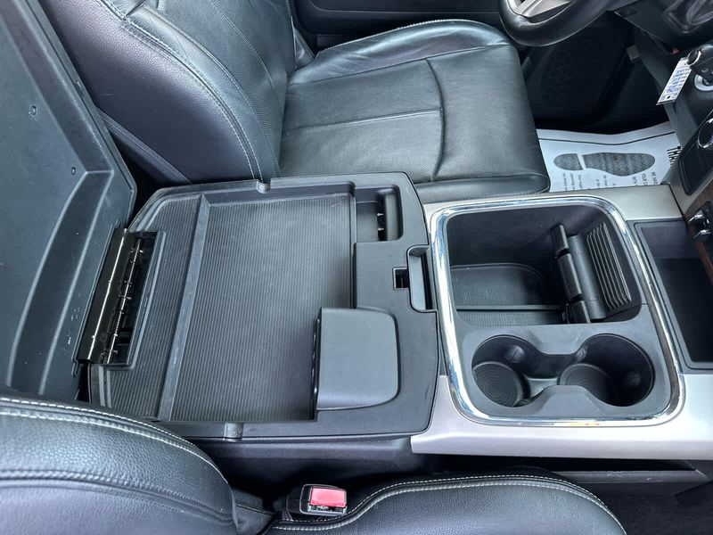 2018 Ram 2500 Laramie photo 13