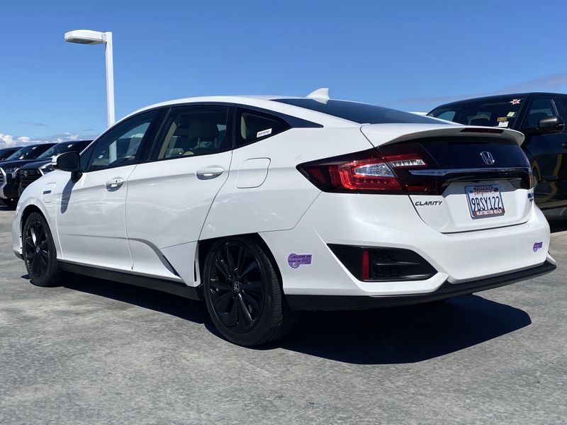 Used 2018 Honda Clarity Plug-In Hybrid TouringImage 5