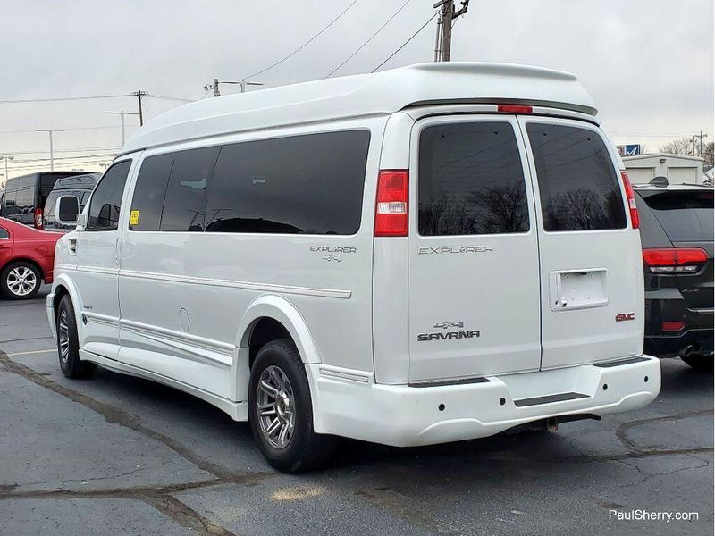 2019 GMC Savana 2500 Image 3