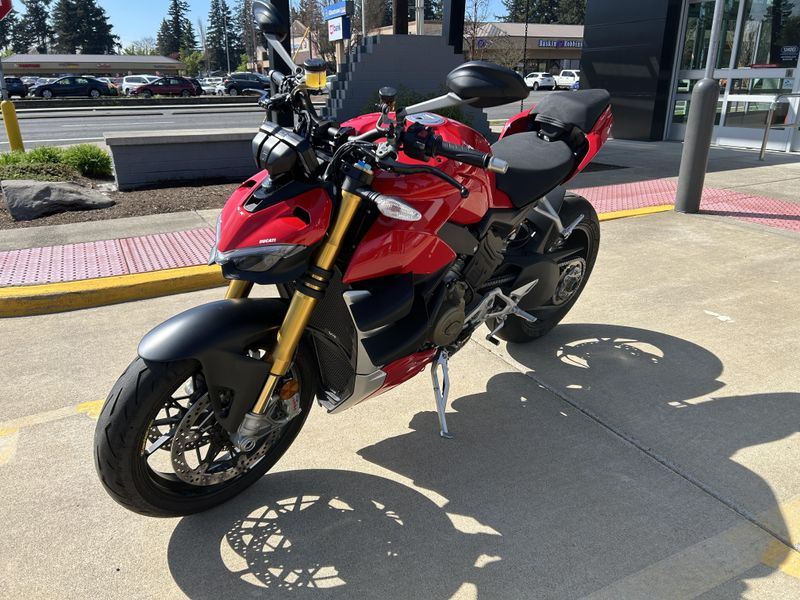 Used 2022 Ducati Streetfighter V4S 