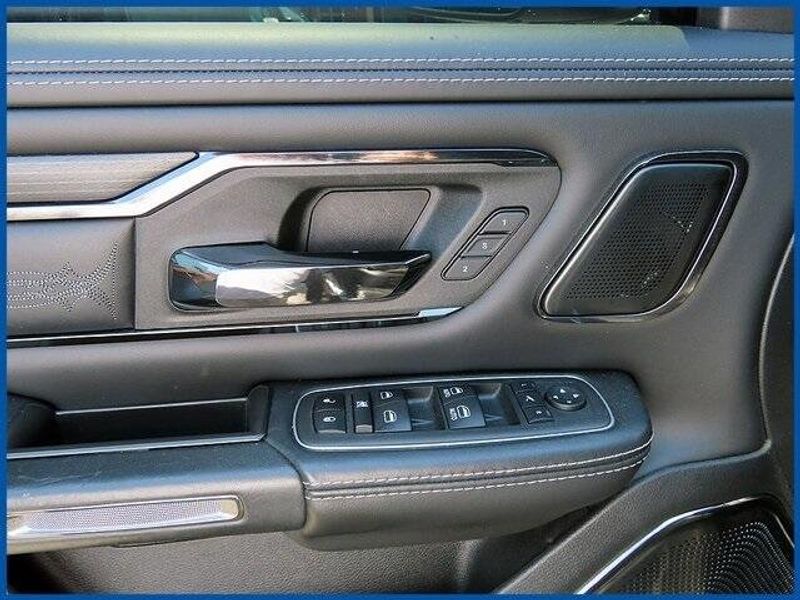 2022 RAM 1500 LimitedImage 14