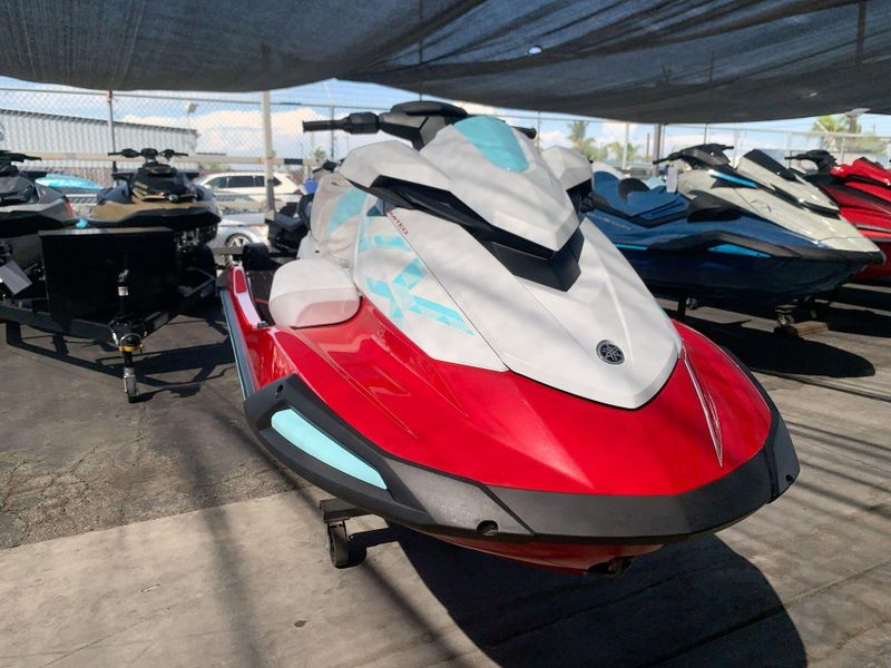 New 2025 Yamaha VX LIMITED Image 14