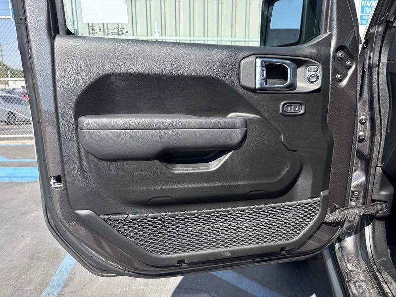 New 2026 Jeep Gladiator Rubicon 4x4