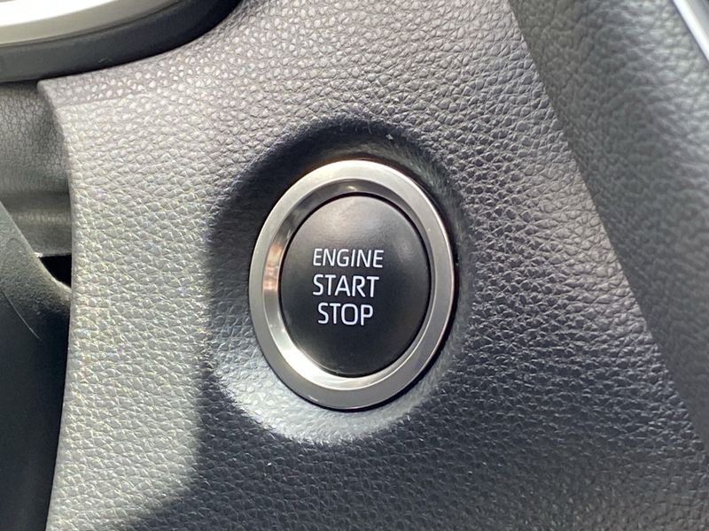 Used 2025 Toyota Corolla Hatchback XSEImage 23
