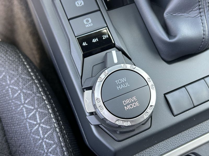 New 2025 Toyota 4Runner SR5Image 20