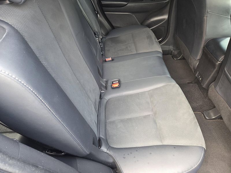 2024 Mitsubishi Eclipse Cross SE photo 20