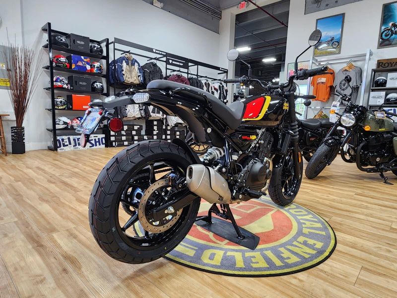 New 2026 Royal Enfield Guerrilla Image 13