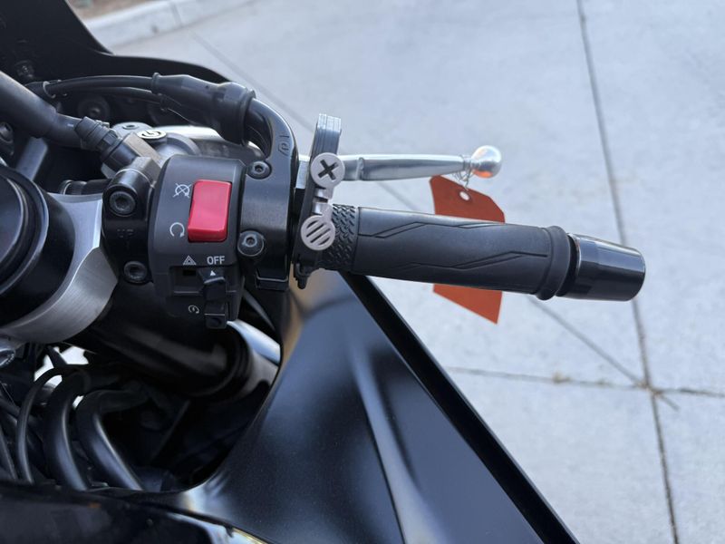 Used 2023 Yamaha YZF R7 Image 13