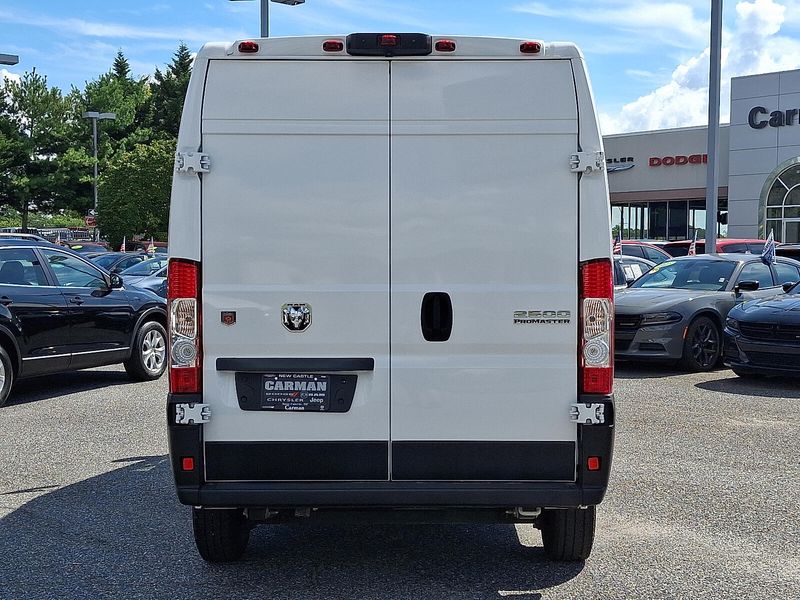2024 Ram ProMaster 2500 photo 3