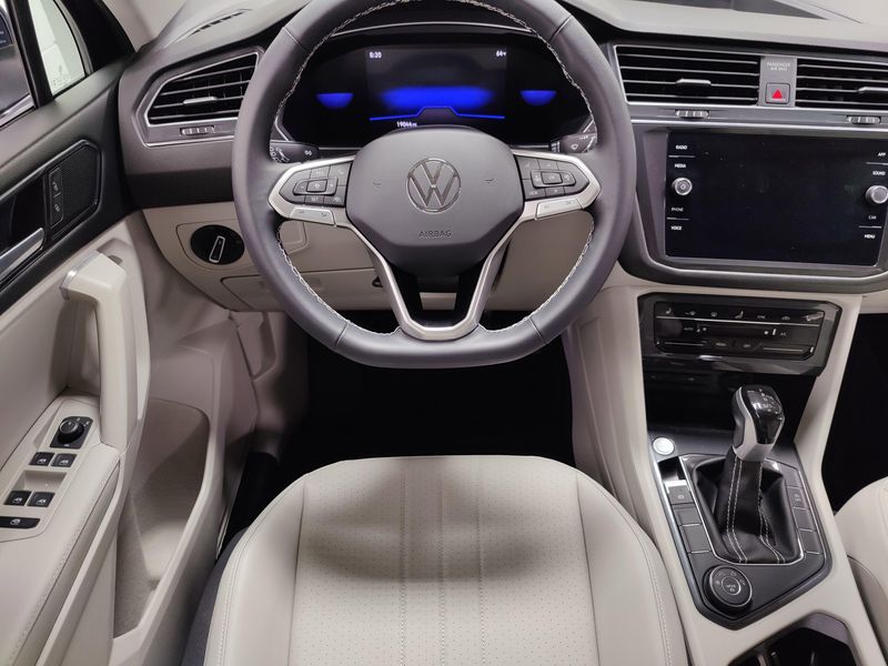 Used 2023 Volkswagen Tiguan SE 4-Motion AWDImage 15