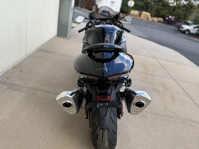 2025 Suzuki HayabusaImage 5