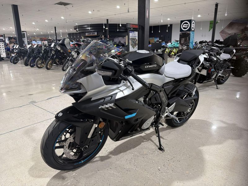 New 2026 CFMOTO 675SS Image 13