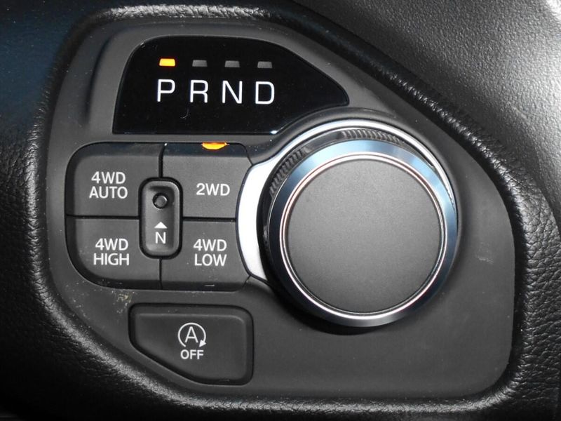 2025 RAM 1500 Big Horn Crew Cab 4x4 5