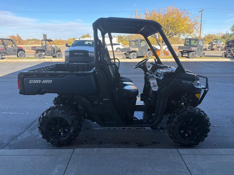 New 2025 Can-Am DEFENDER XT 64 HD10 
