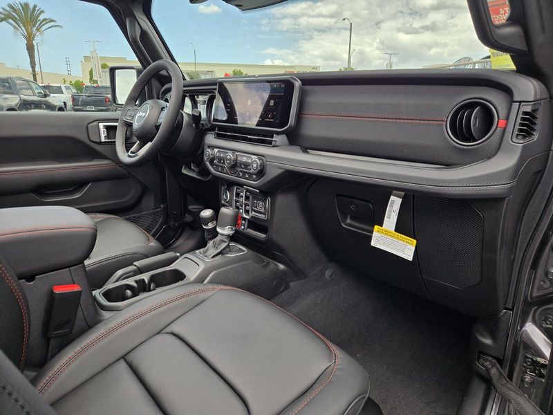 New 2026 Jeep Wrangler 4-door Rubicon X