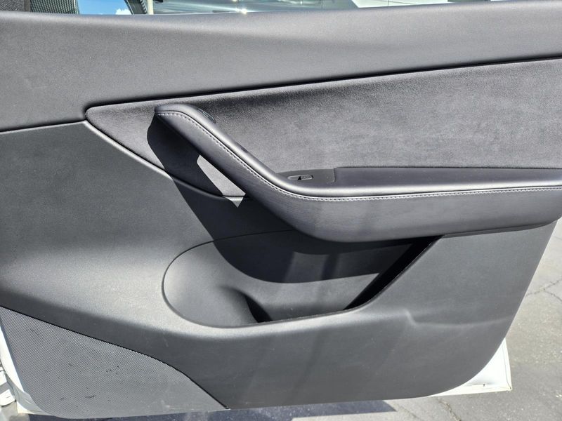 Used 2022 Tesla Model Y Performance AWD