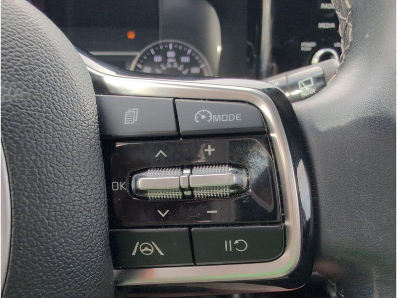 Used 2023 Kia Sorento SImage 24