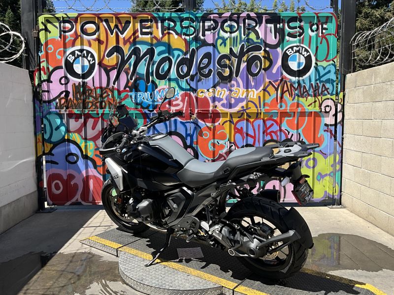 New 2025 BMW R 1300 GS Image 7