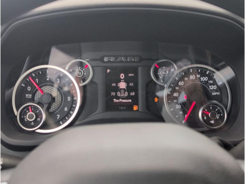 2025 RAM 2500 Tradesman Crew Cab 4x4 6