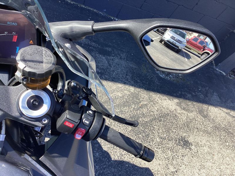 New 2025 BMW S 1000 RR 