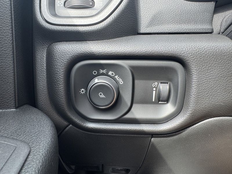 Used 2022 RAM 2500 TradesmanImage 17