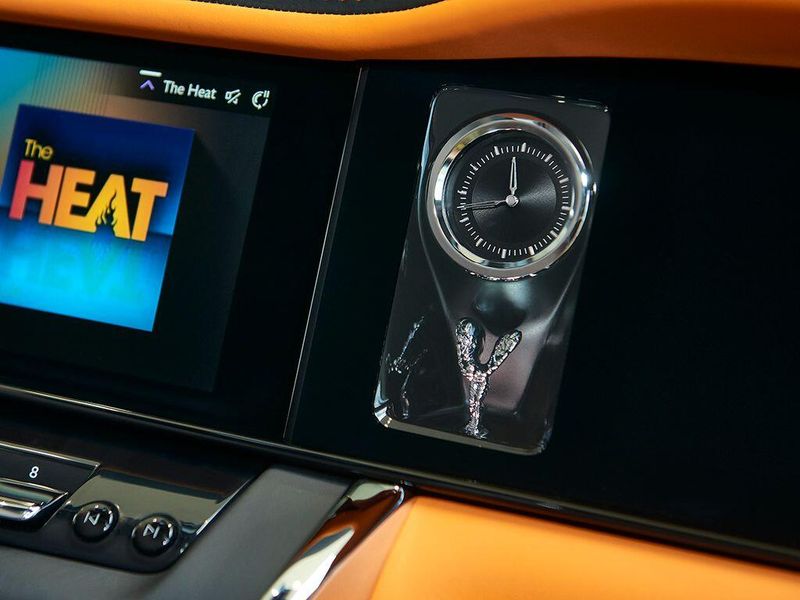 Used 2025 Rolls-Royce Cullinan Image 17