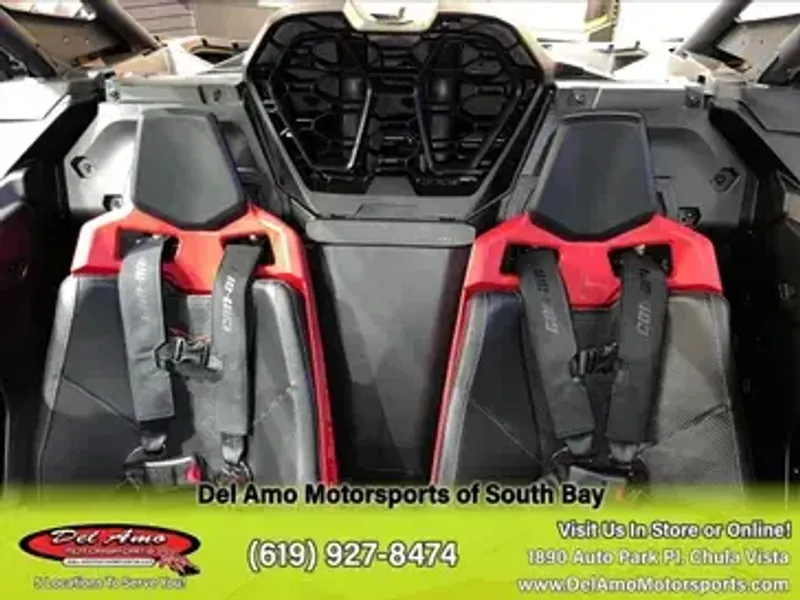 2025 Can-Am MAVERICK R MAX X RS 999T DCT Image 15