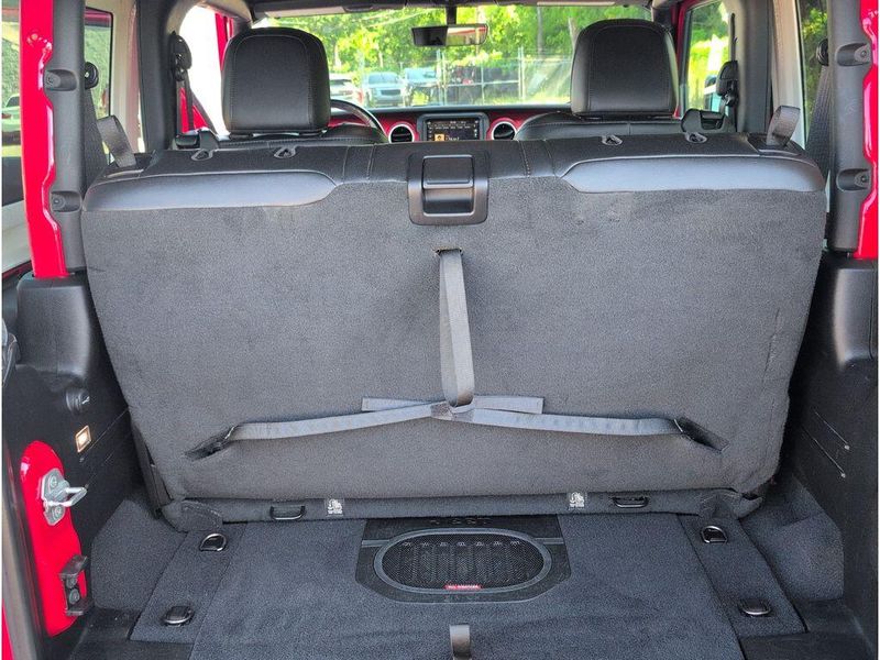 Used 2020 Jeep Wrangler RubiconImage 37