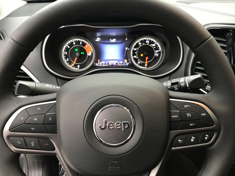 2021 Jeep Cherokee LimitedImage 7