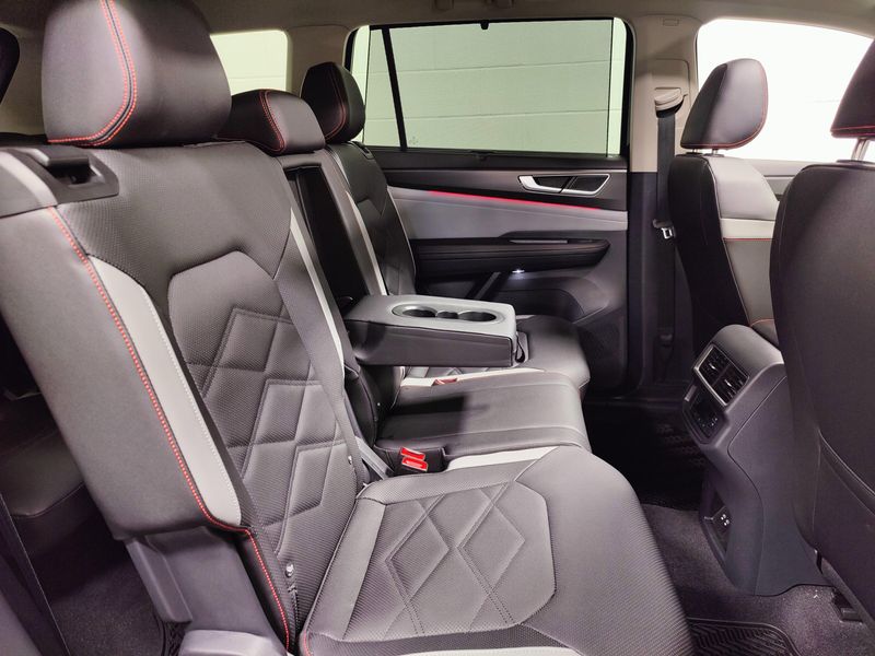 Used 2025 Volkswagen Atlas AWD Peak Edition w/SunroofImage 21