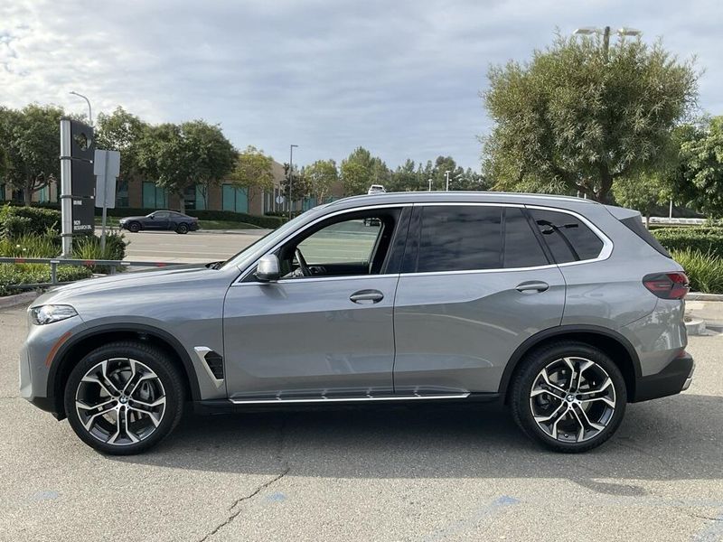 2024 BMW X5 sDrive40iImage 5