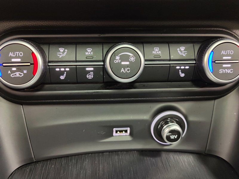 2022 Alfa Romeo Stelvio Sprint AWD w/Sunroof & NavImage 25