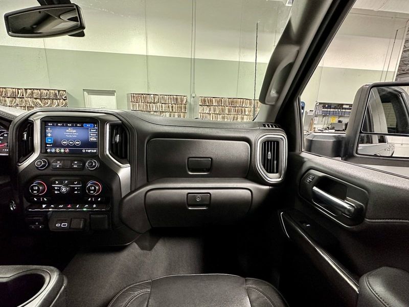 2020 Chevrolet Silverado 2500HD LTZ Crew Cab Z71 6.6L Diesel 4x4Image 19