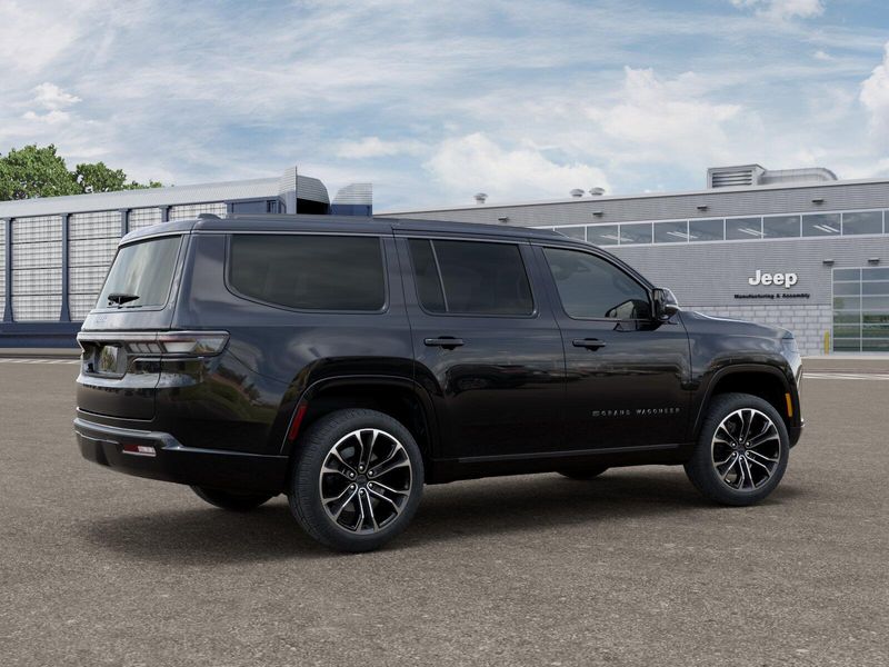 2026 Jeep Grand Wagoneer Summit Reserve 4x4Image 4