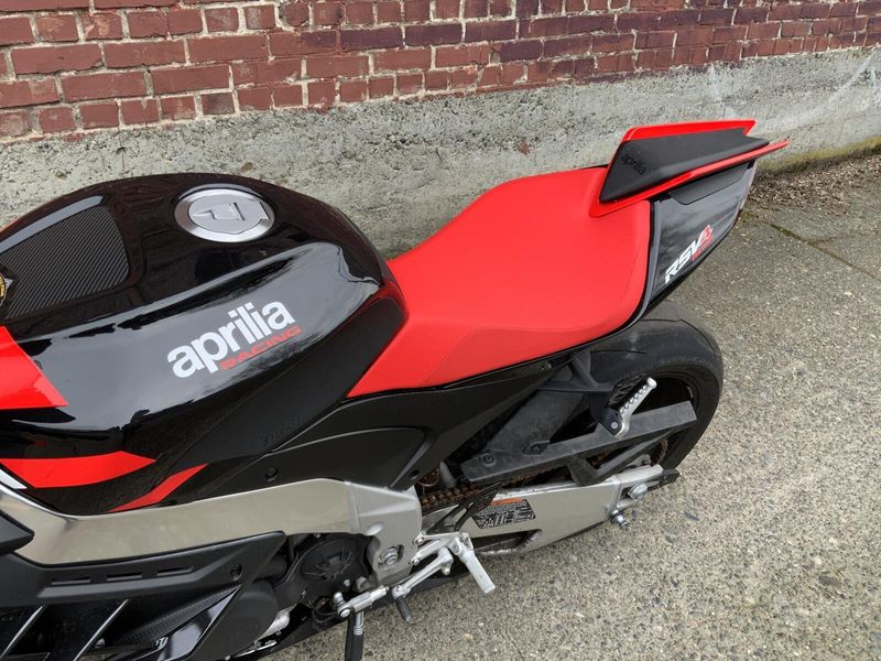 Used 2022 Aprilia RSV FACTORY 