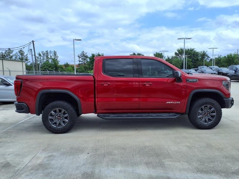 2024 GMC Sierra 1500 AT4XImage 12