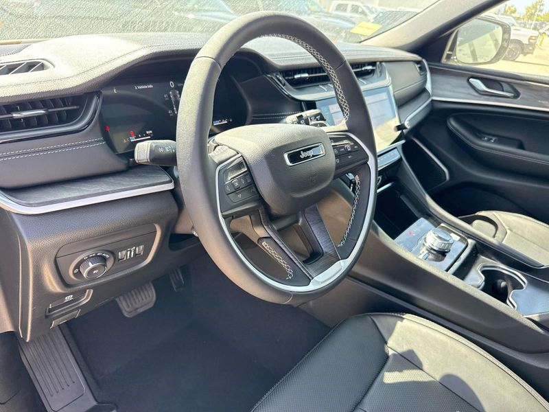New 2026 Jeep Grand Cherokee Limited Reserve 4x4