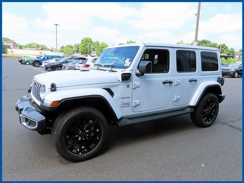 2024 Jeep Wrangler 4xE Sahara 4xeImage 1