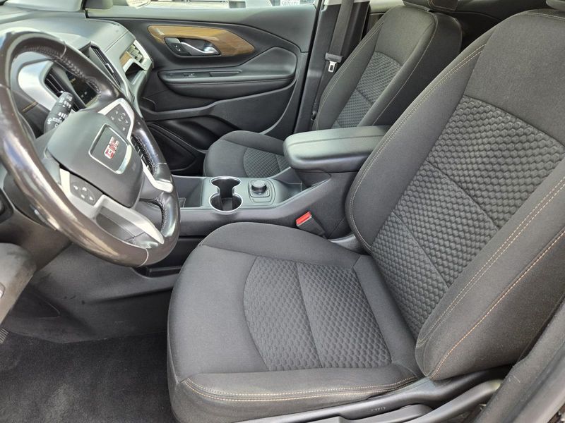 Used 2019 GMC Terrain FWD 4dr SLE