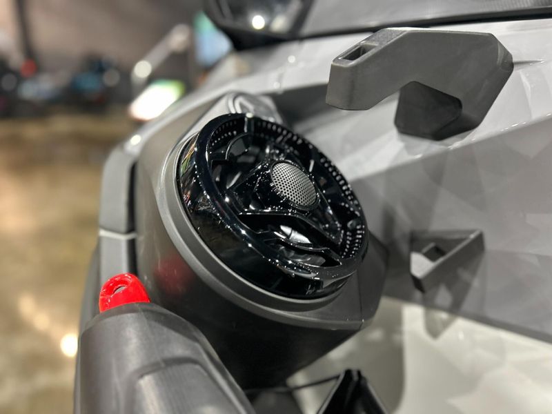 New 2026 Sea-Doo FISHPRO TROPHY 170 (SOUND SYSTEM) Image 23