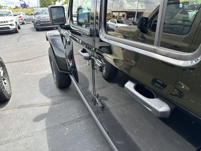 New 2025 Jeep Gladiator Rubicon X 4x4Image 14