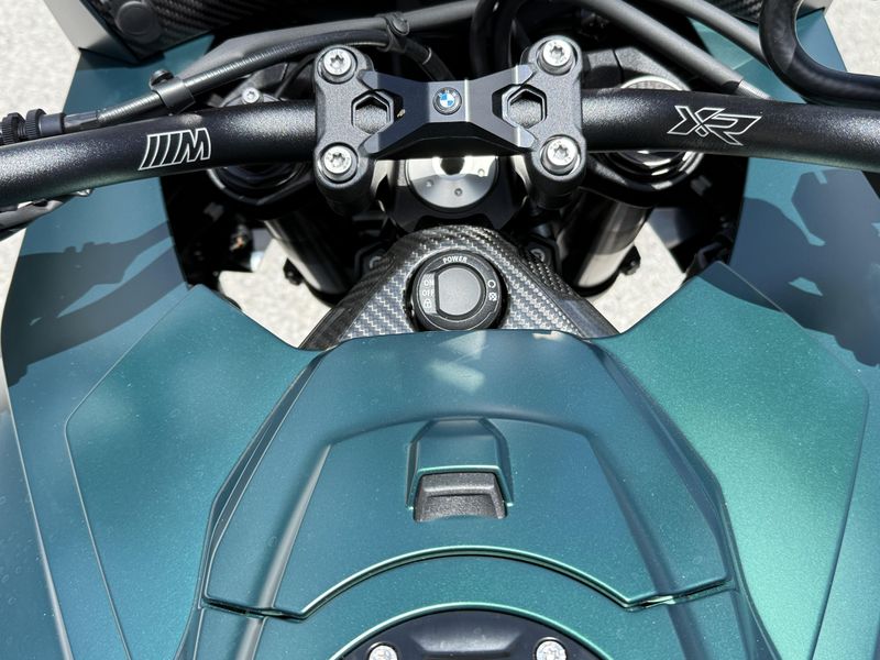 2026 BMW M 1000 XR