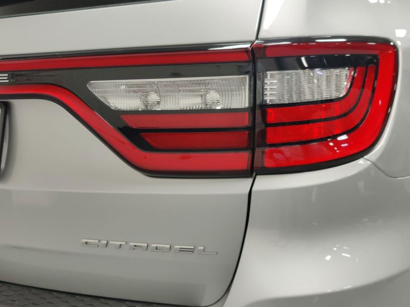 2024 Dodge Durango Citadel 3.6L AWD w/Sunroof/NavImage 5