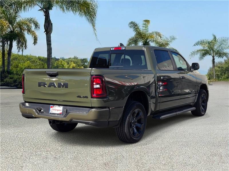 New 2026 RAM 1500 Express Crew Cab 4x4 5'7' Box